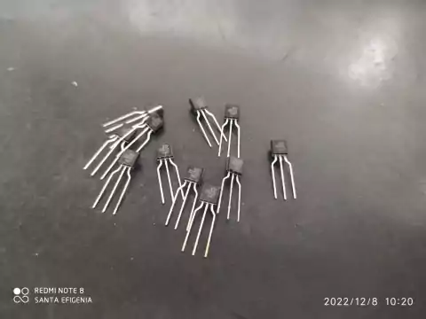 Transistor 2n2222a 2n2222 = Kps2222a 0,6amp - 75v Fairchild