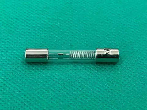 Fusivel Alta Voltagem 700ma 5kv 6x40mm