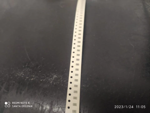 Resistor 330r 0805 5% Smd 1,25x2mm