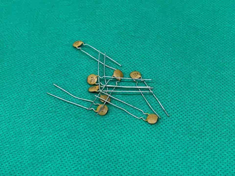 Capacitor Ceramico 75pf/50v 5% Np0