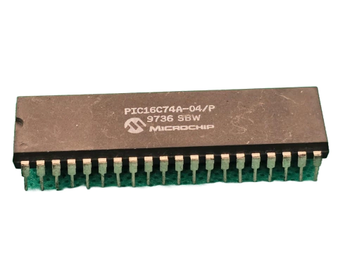 Circuito Integrado Pic16c74a-04/p Pic16c74 Microchip