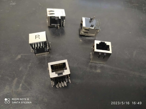 Conector Rj45 Blindado Femea 90°