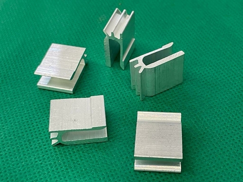 Dissipador Para Transistor Fnt1001 L.8 A.20 C.15mm