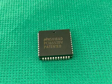 Circuito Integrado Pc16552dv Pc16552 Plcc National