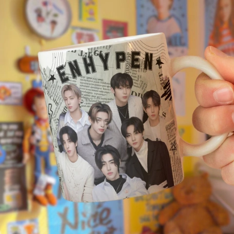 Caneca ENHYPEN RECORTS NEWPAPER