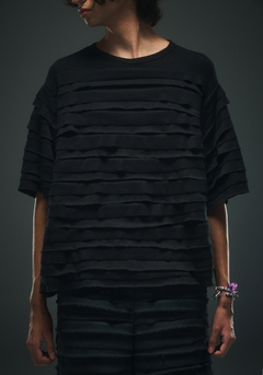 REMERA DUST