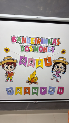 MURAL - BANDEIRINHAS DOS NOMES - FESTA JUNINA - Recriar Arte