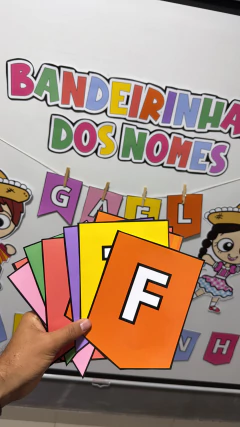 MURAL - BANDEIRINHAS DOS NOMES - FESTA JUNINA na internet
