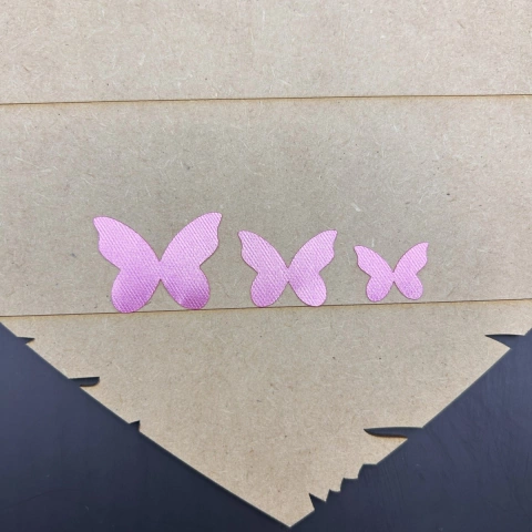 Mini Borboletas de Cetim cortada a laser 45 unidades