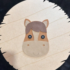 Cavalo e cabeça de cavalo de feltro - 4 unidades - comprar online