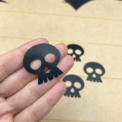 Caveira de Cetim 3cm cortada a laser 30 unidades - comprar online