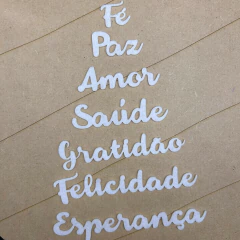 Palavras de Feltro fé, paz, amor, saúde, gratidão, felicidade, esperança - 7 unidades - loja online