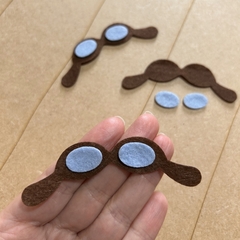Óculos urso aviador feltro 8cm de comprimento 20 unidades