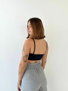 Top Suzan Preto - comprar online