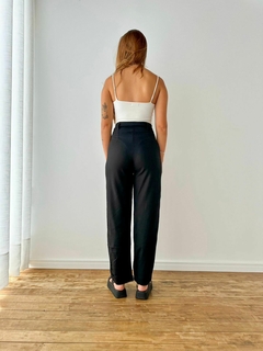 CALÇA JESSICA PRETA na internet