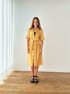 VESTIDO MIRINHA MOSTARDA na internet