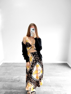 Conjunto Saia e Cropped Estampa Bege