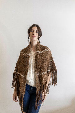 Chal triangular lana de llama (varios modelos)