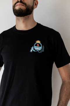 Imagen de Remera unisex escudo nacional argentino
