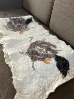 Manta / chal fueguino de fieltro lana de oveja - Jiron del cielo
