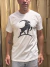 REMERA OURLAND CABRA UNISEX - tienda online