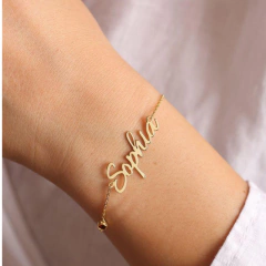 Pulsera Name Gold - comprar online