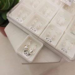 Aros Perla Engarzada - Jhune Joyeria