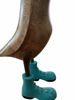 Pato de Botas Turquesa entalhados manualmente na madeira, tamanhos G 50 cm (Com avaria, detalhe na pata) na internet