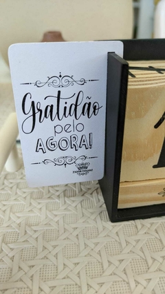 CALENDÁRIO PERMANENTE COM TAG QUE OS DIAS FELIZES. - Toko Artesanato e Decorações