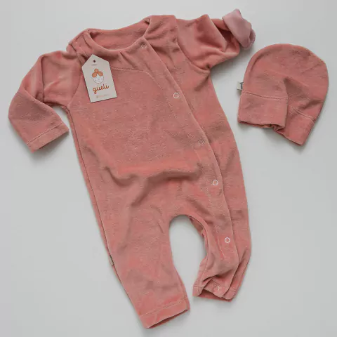 ROSA VIEJO | ENTERITO CRUZADO DE PLUSH (no incluye gorro)