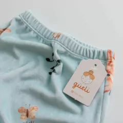 MUNDO ENCANTADO | BABUCHA DE PLUSH en internet