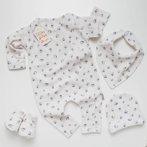 CATALINA - AJUAR 4 PIEZAS - comprar online