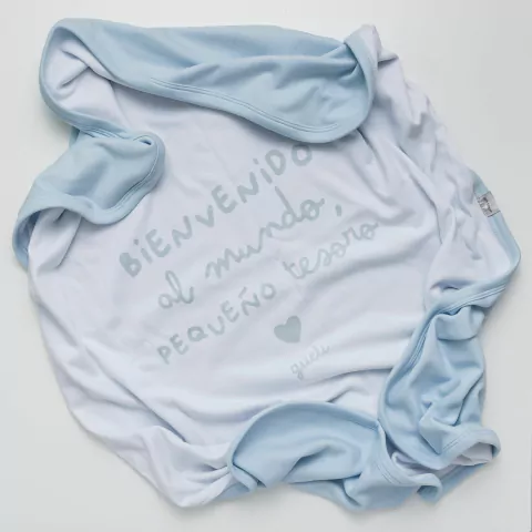 BIENVENIDO AL MUNDO (CELESTE) | MANTA DOBLE ALGODON