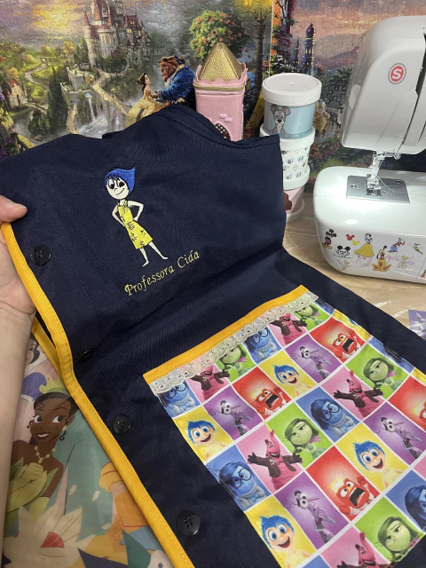 Jaleco Alegria Divertidamente (Bordado Incluso)