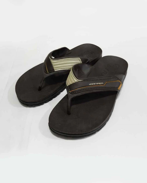 DANPER 6220 | Ojota clásica de PVC con recortes en cuero sintético. (AFD6220)