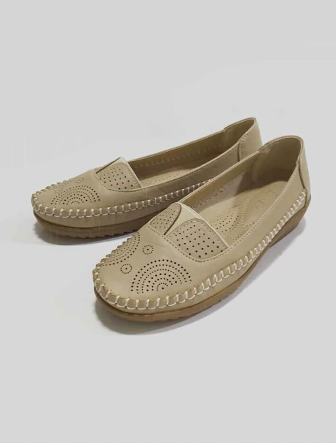 LD 9579 | Mocasín clásico. Capellada símil cuero labrado. (LD9579)