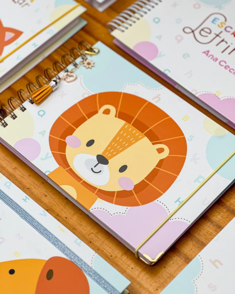 Caderno de Caligrafia - comprar online
