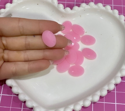chaton LEITOSO oval 13x18mm - 20 unidades