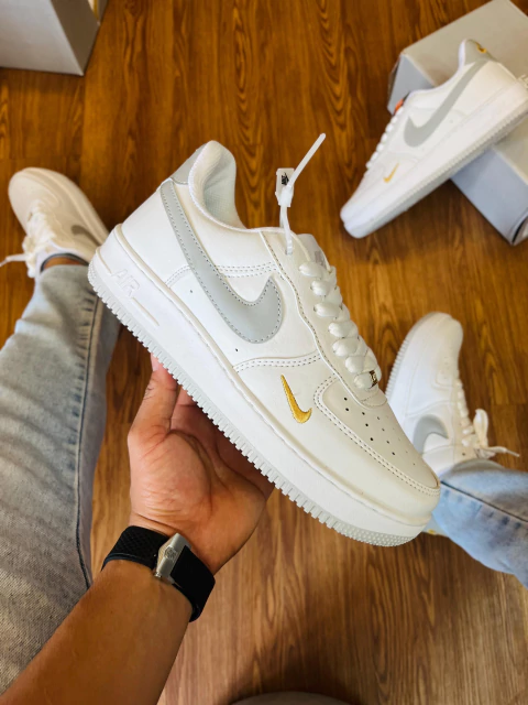 Air Force Branco Cinza Dourado. - comprar online