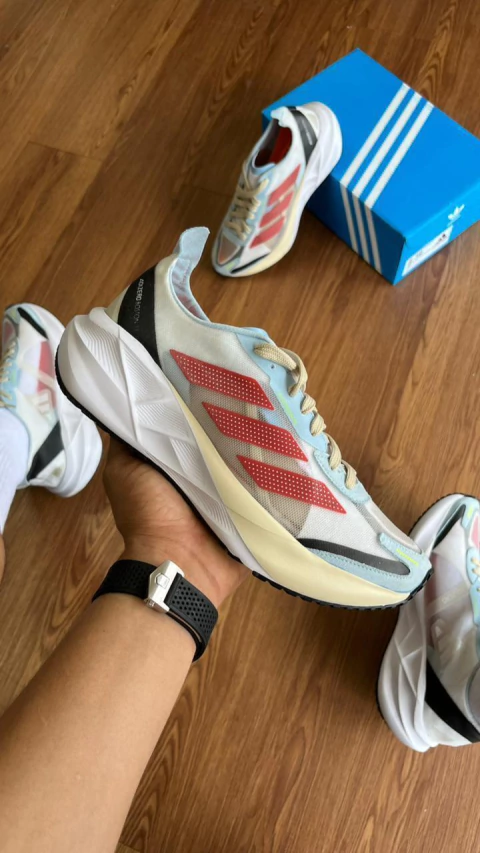 ADIZERO BOSTON 11 Branco Vermelho. - comprar online