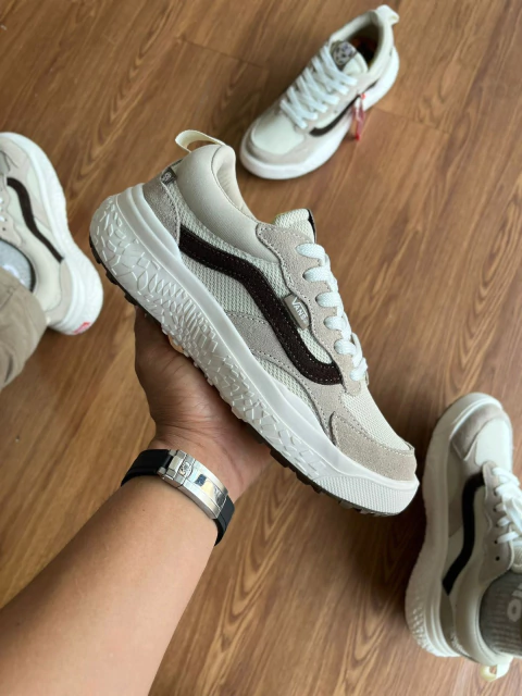 Vans VR3 ULTRARANGER Cush Bege Marrom. - comprar online