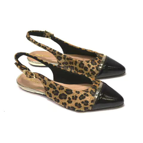 Mule com Verniz e Fivela Italeoni