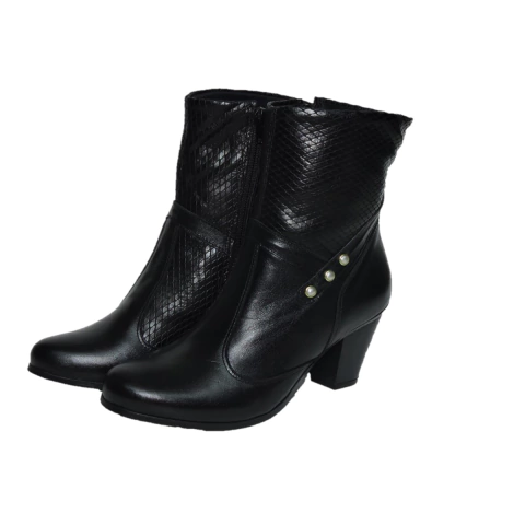 Bota Couro Estampado Salto Grosso Pérolas Preto Italeoni