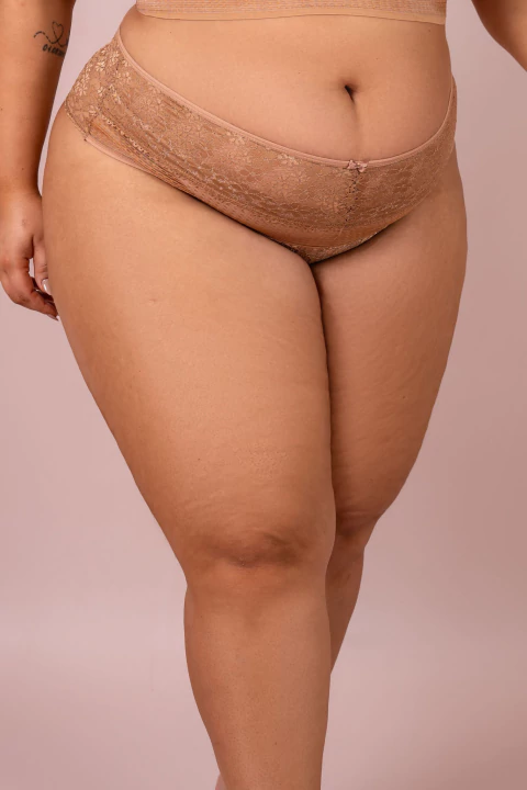 Calcinha Fio Cintura Alta Plus de Renda Com Elástico Frontal Texturizado Fascínio - Vi Lingerie