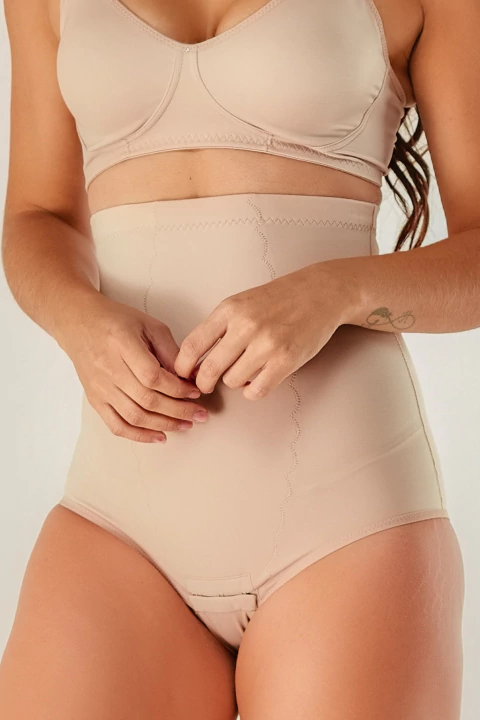 Calça Cinta Alta Modeladora Em Cetinete Média Compressão na internet