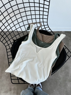 musculosa daphne