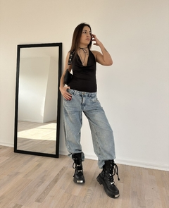 SKATERS CELESTE