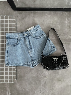 short pollera celeste - comprar online