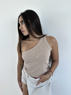 musculosa bianka