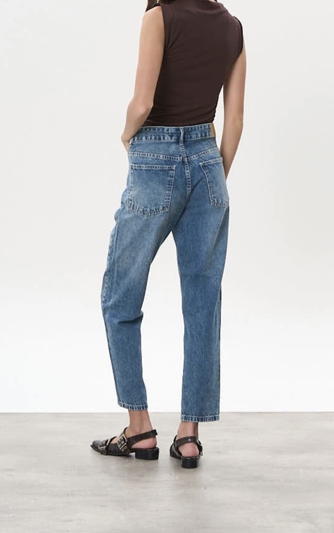 Jean Mom Praga - comprar online